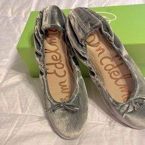 Sam Edelman grey velvet flats size 7 brand new